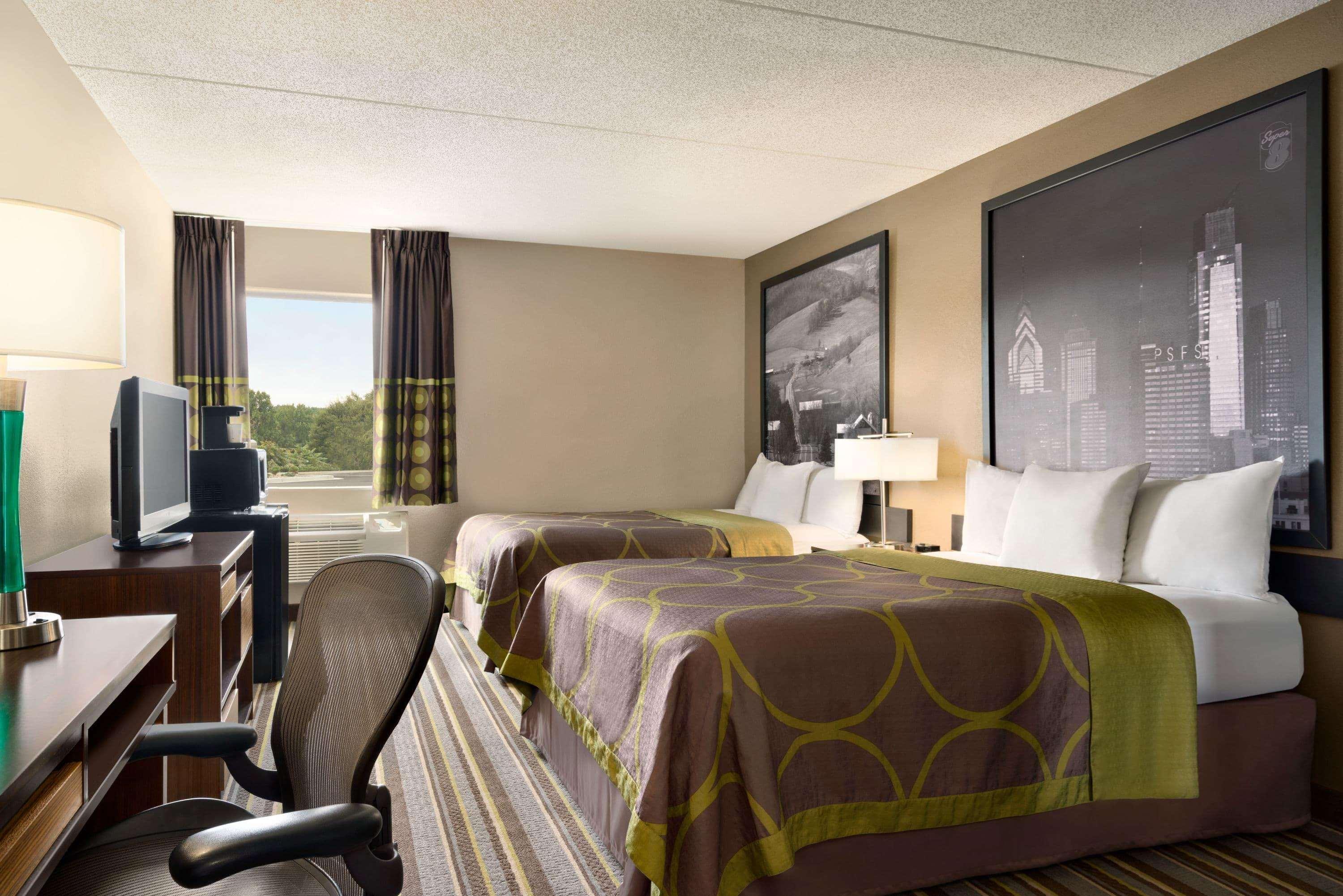Super 8 By Wyndham Chambersburg I-81 Hotel Buitenkant foto